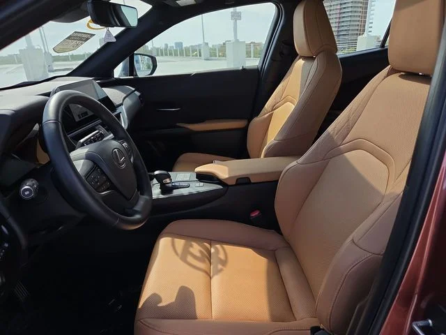 Used 2025 Brown Lexus 300h Premium image 11
