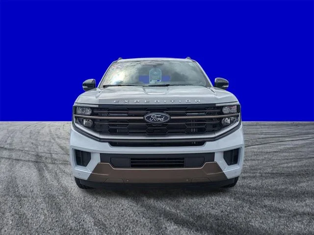 New 2026 Space Silver Metallic Ford MAX King Ranch® image 9