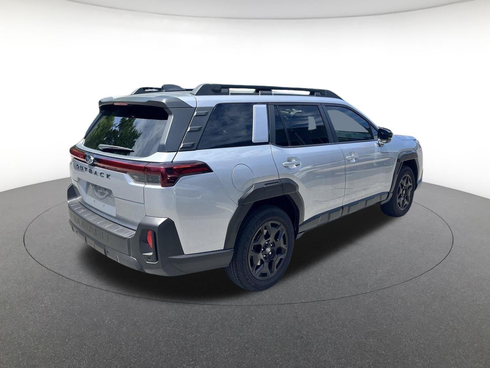 Used 2026 Ice Silver Metallic Subaru Limited image 7