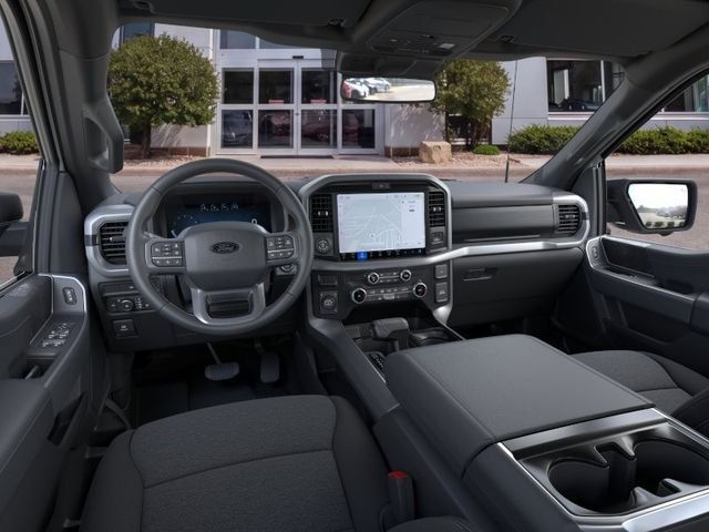Used 2026 Oxford White Ford XLT image 9