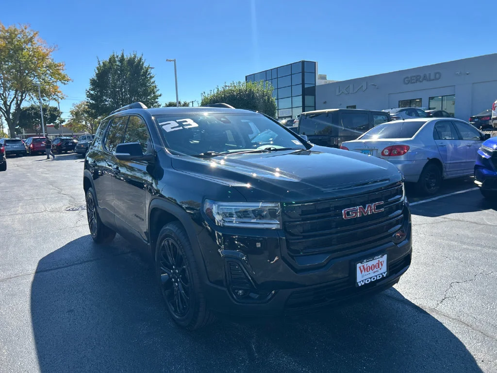 2023 GMC Acadia SLT - Photo 6