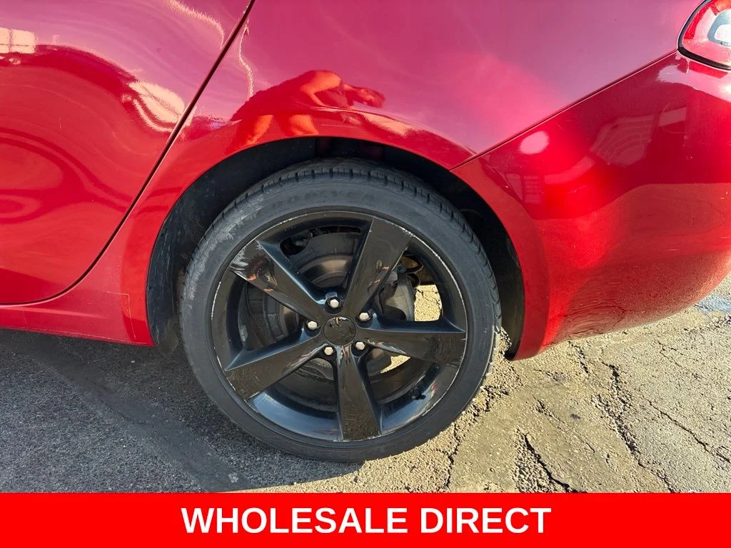 Used 2016 Red Dodge SXT image 10