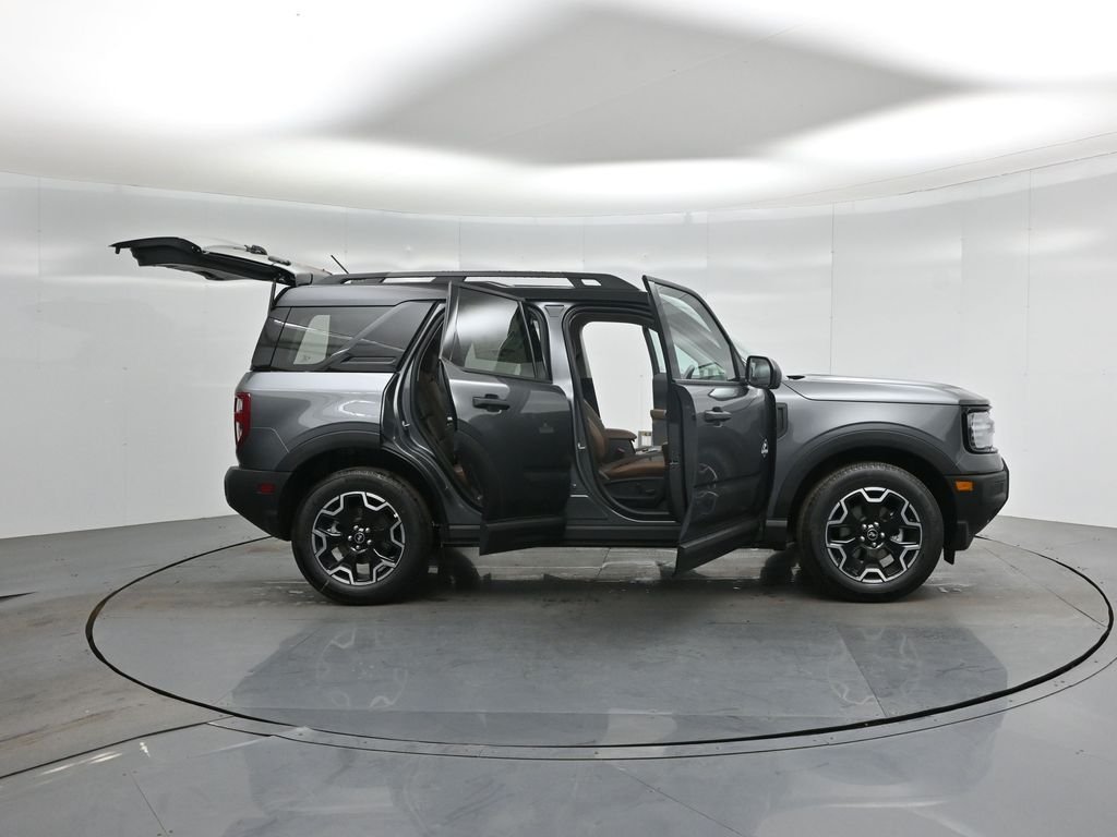 New 2026 Carbonized Gray Metallic Ford Outer Banks image 4
