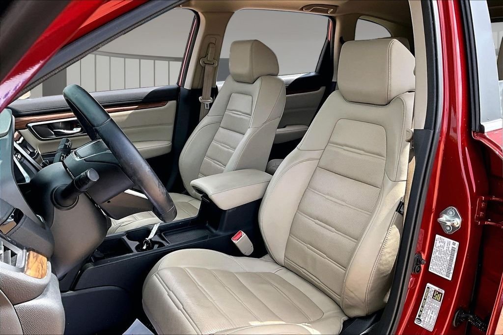 Used 2018 Red Honda Touring image 26