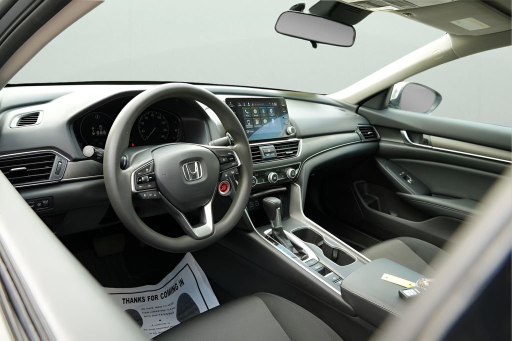 Certified Used 2022 Lunar Silver Metallic Honda LX image 11
