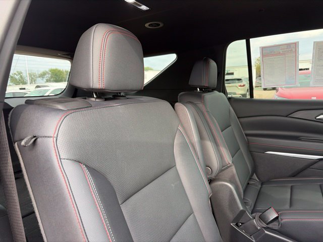 2025 Chevrolet Traverse Z71 - Photo 47