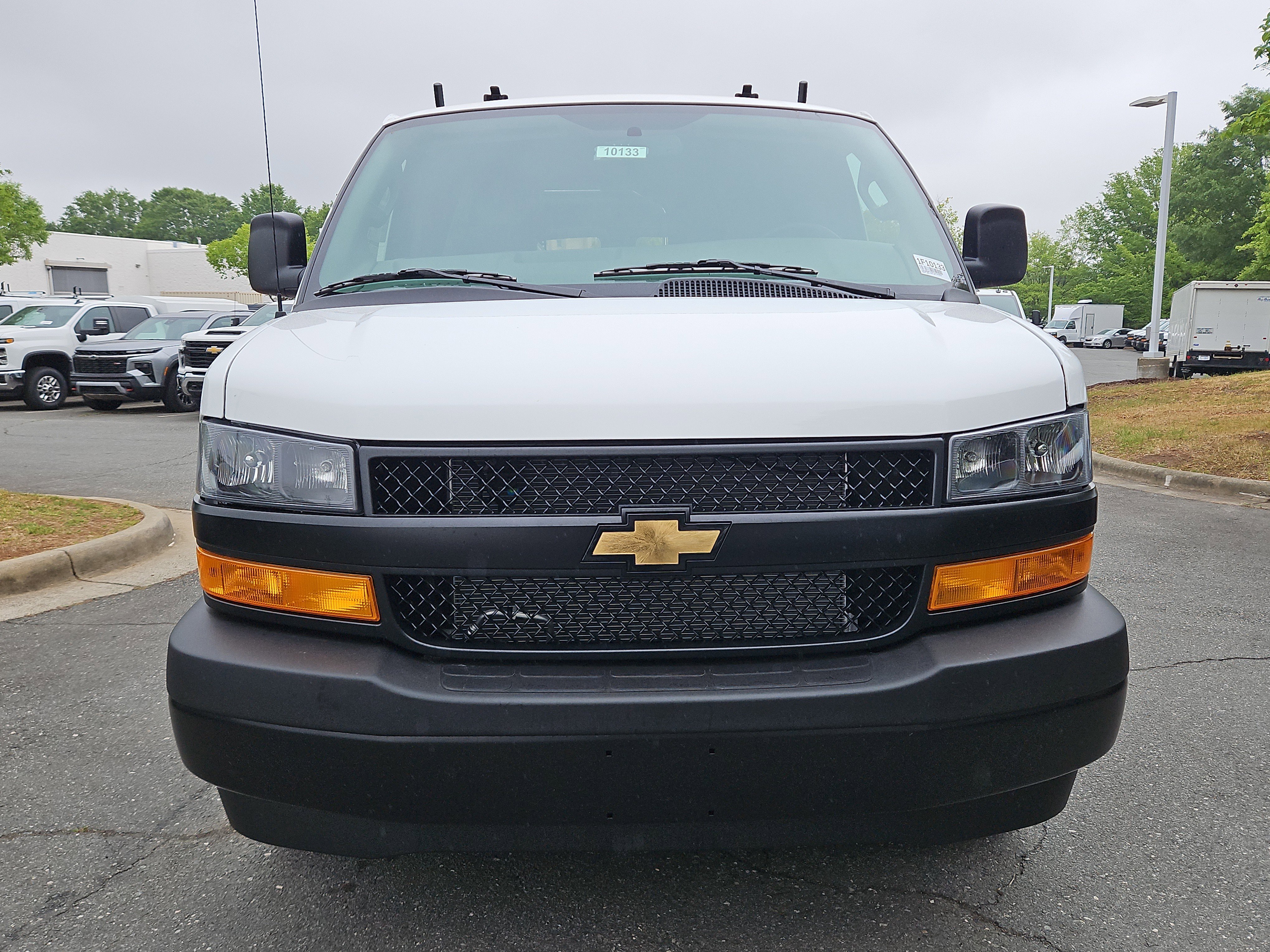 2026 Chevrolet Express Cargo Work Van - Photo 7