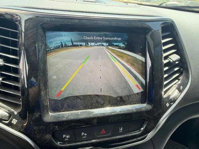 Used 2019 Red Jeep Limited image 15