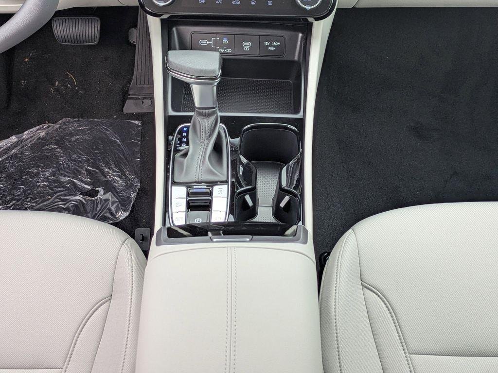 New 2026 Black Hyundai SEL FWD image 20