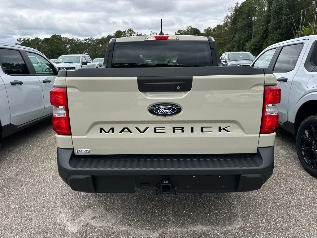 New 2025 Desert Sand Ford XLT image 12