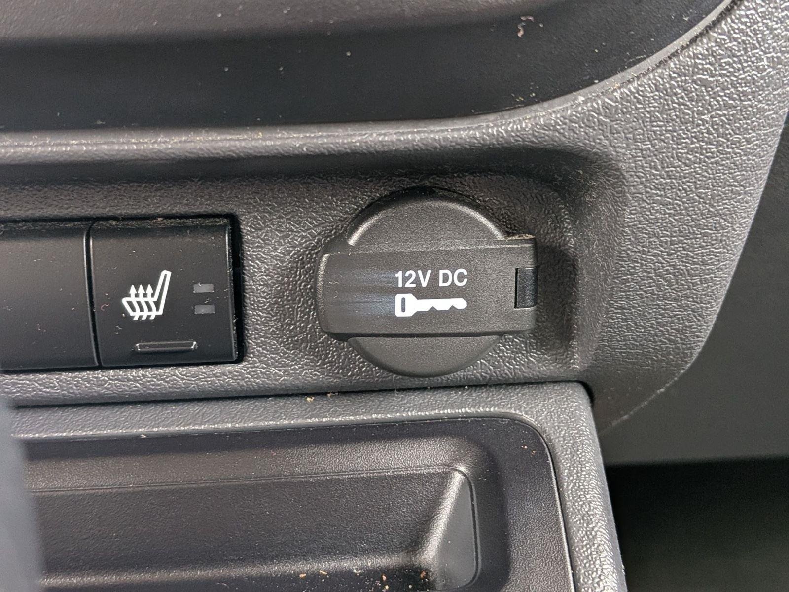 Used 2017 Black Clearcoat Jeep Latitude image 15