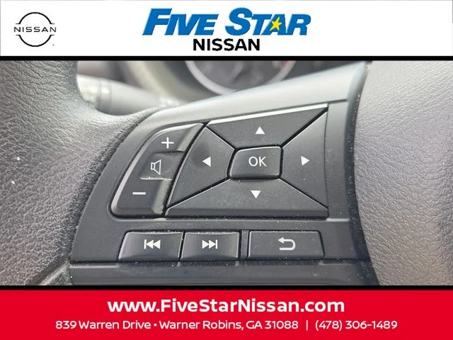 Used 2025 Gray Nissan S image 23