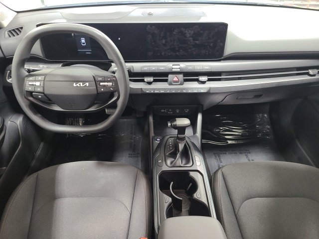 Used 2025 Aurora Black Pearl Kia LXS image 18