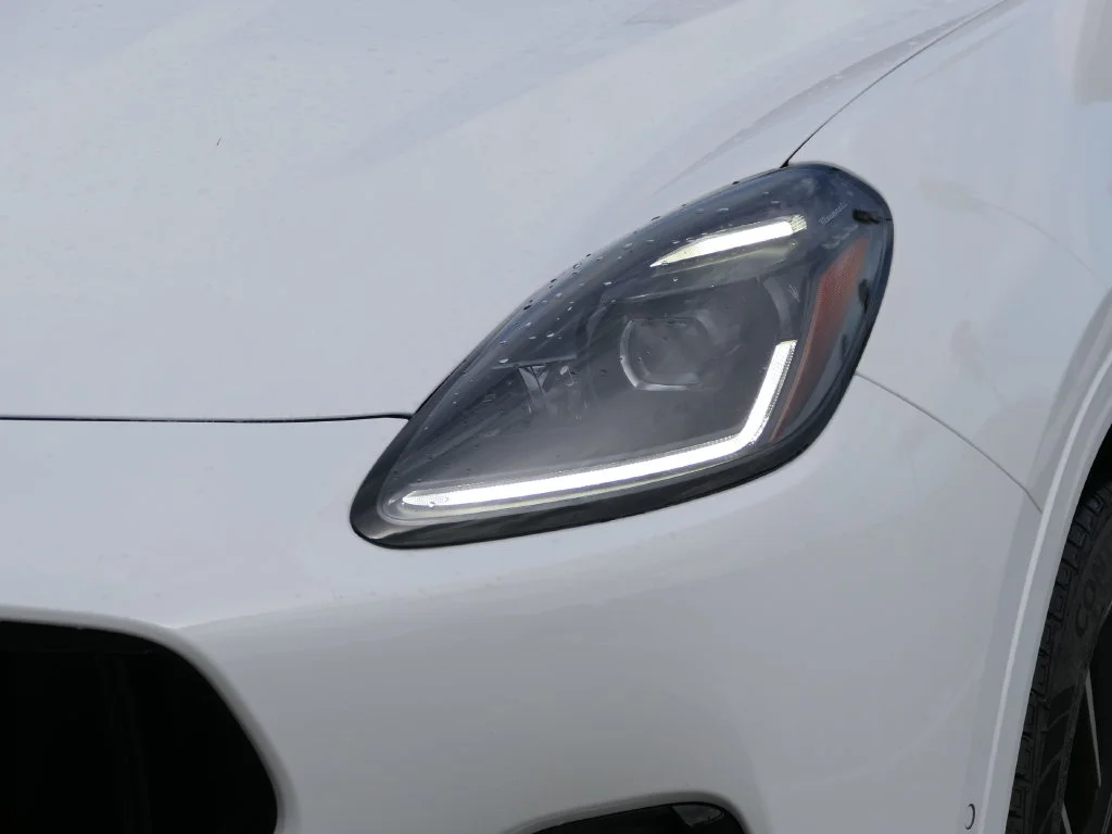 2026 Maserati Grecale Modena V6 - Photo 7