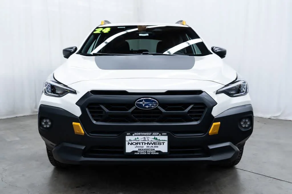 Used 2024 Crystal White Pearl Subaru Wilderness image 2