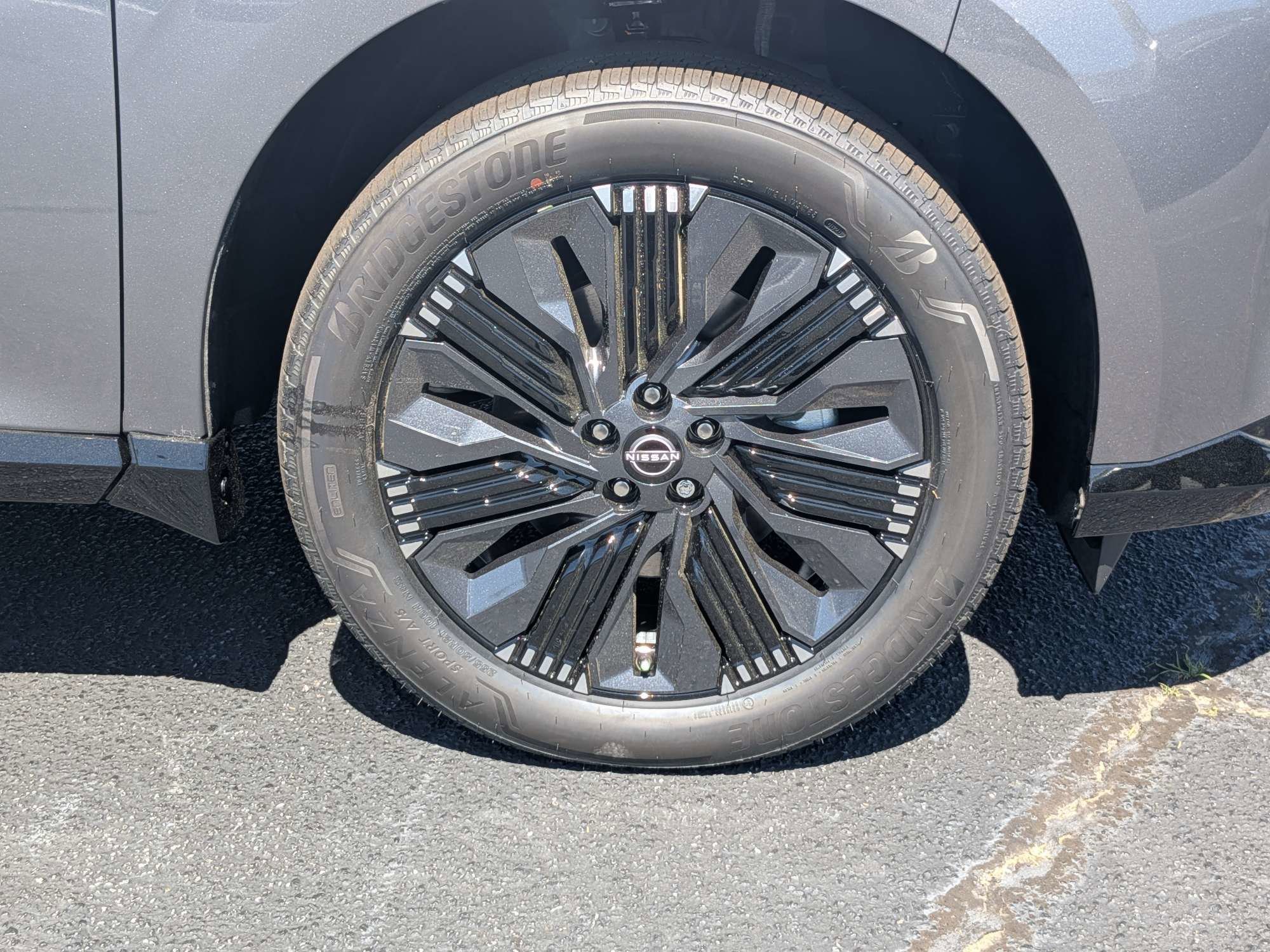 New 2026 Gray Nissan Platinum image 9