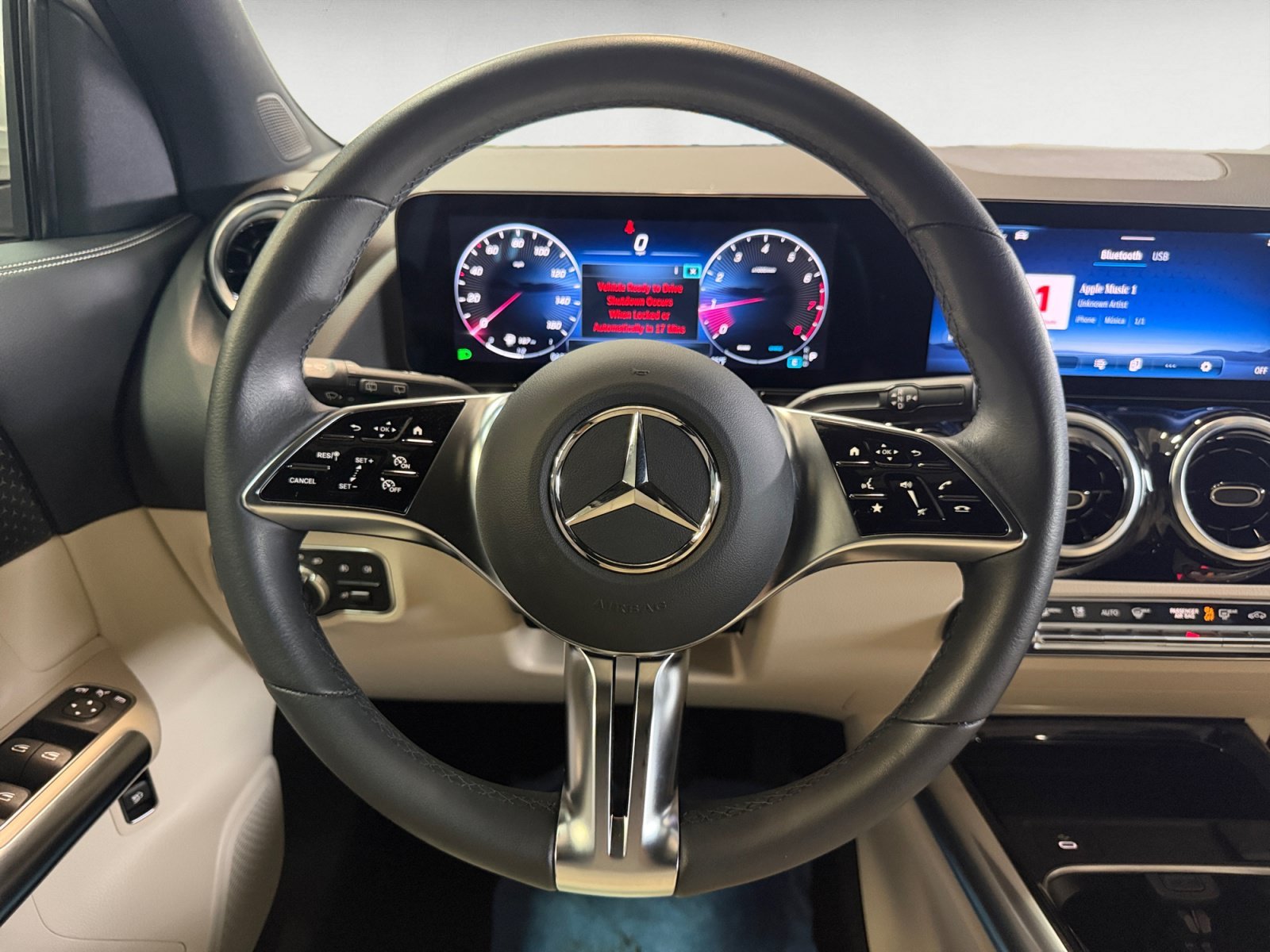 Used 2026 Polar White Mercedes-Benz GLA 250 image 11
