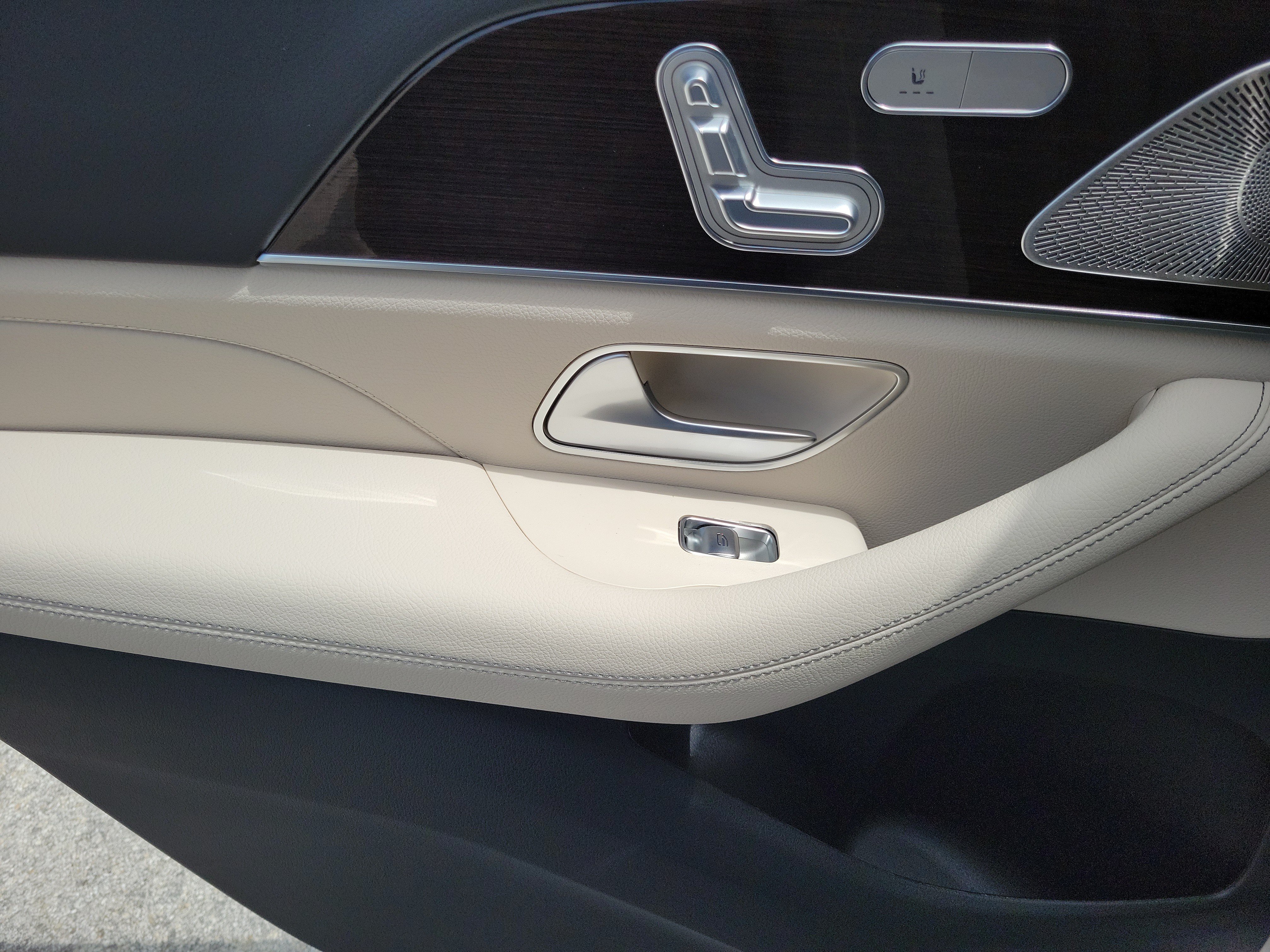 New 2026 Polar White Mercedes-Benz GLS 450 image 50