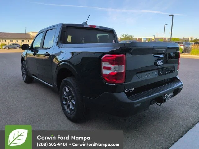 New 2026 Shadow Black Ford XLT image 5