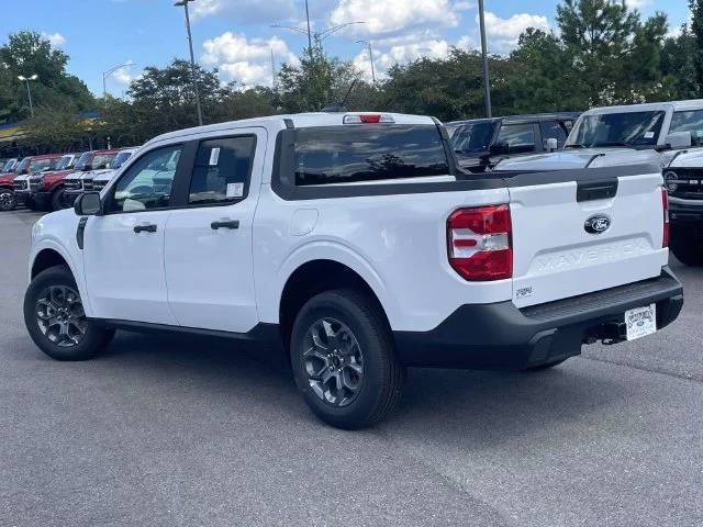 New 2026 White Ford XLT image 18