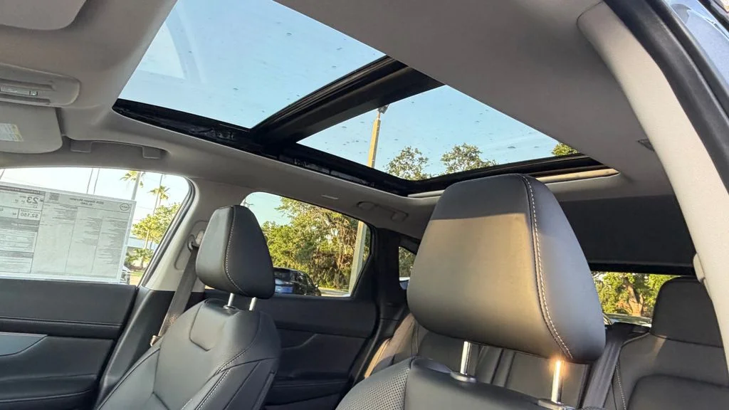New 2026 Gun Metallic Nissan SL image 18