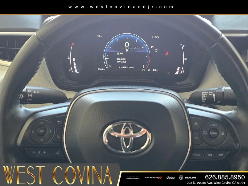 Used 2025 White Toyota FX image 31