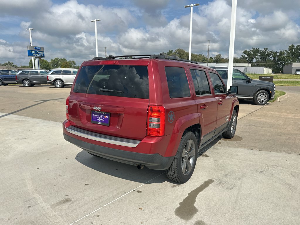 Used 2014 Deep Cherry Red Crystal Pearlcoat Jeep Latitude image 10