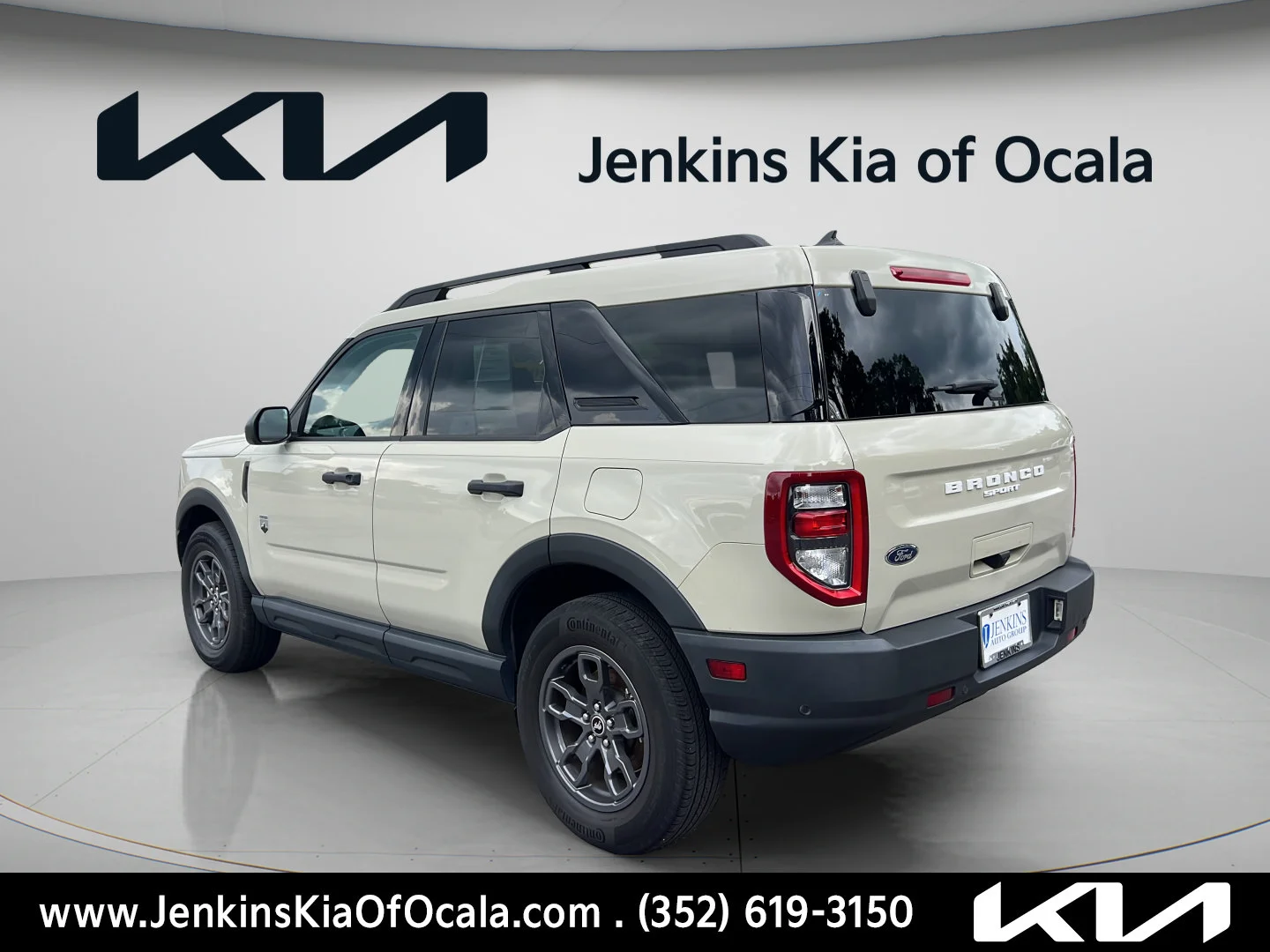 Used 2024 Beige Ford Big Bend image 5