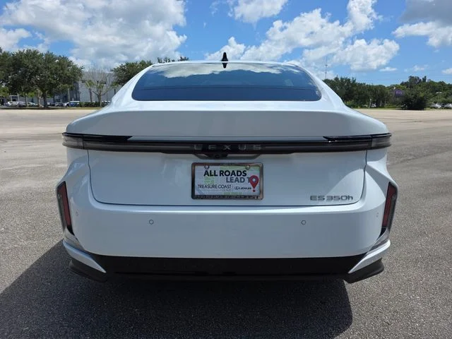 New 2026 Ultra White Lexus PREMIUM image 4