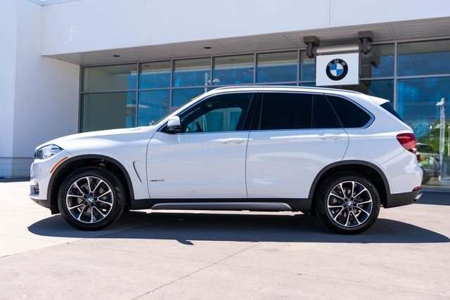 Used 2018 BMW X5 xDrive35i with VIN 5UXKR0C52JL077263 for sale in Glendale, WI