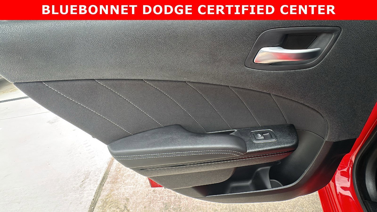 Used 2023 Torred Clearcoat Dodge SXT image 15