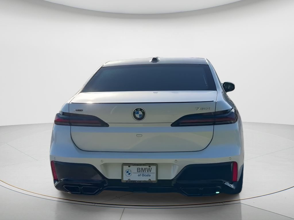New 2026 Mineral White Metallic BMW 760i xDrive image 4