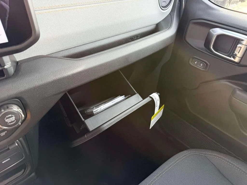 2026 Jeep Wrangler 4-Door Sport S - Photo 24