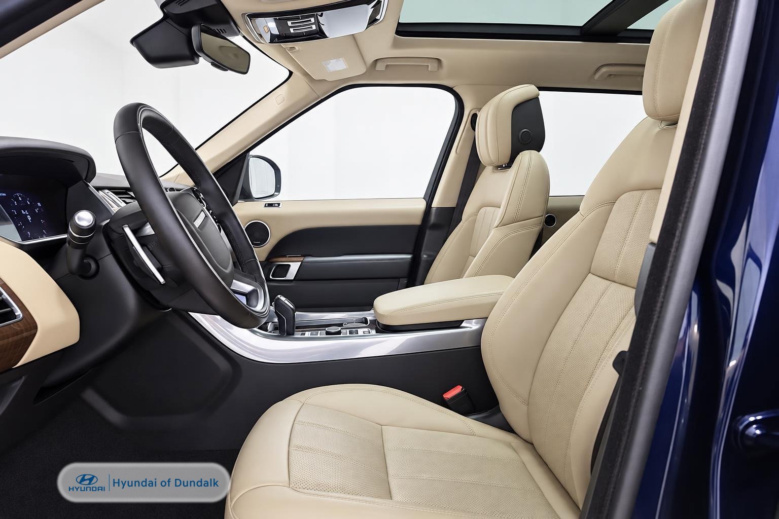 Used 2021 Blue Land Rover HSE Dynamic image 7