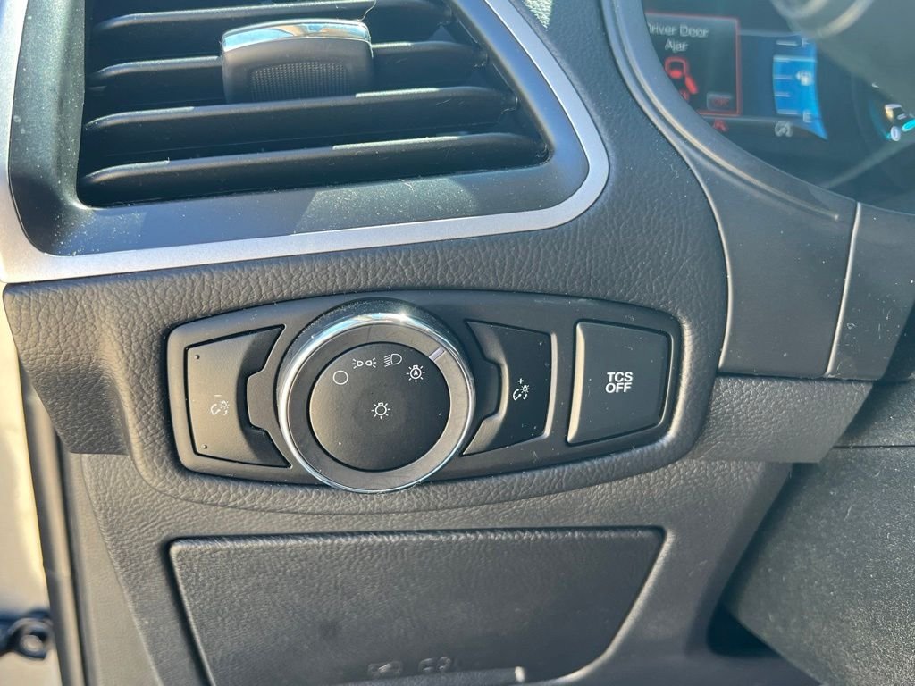 Used 2024 Gray Metallic Ford SEL image 14
