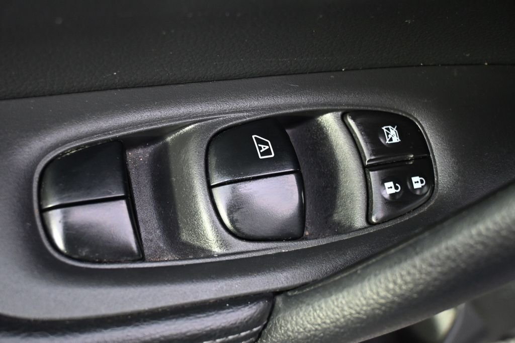 Used 2016 Gun Metallic Nissan S image 21