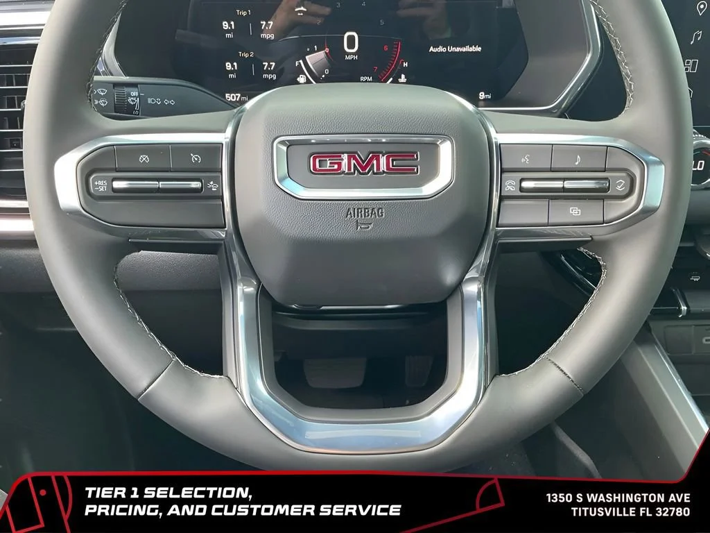 New 2026 Sterling Metallic GMC Elevation image 30