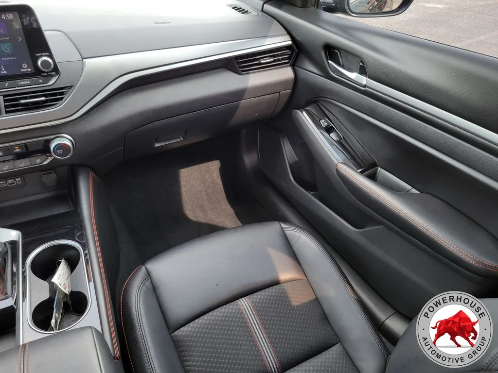 Used 2024 Black Nissan 2.5 SR image 20