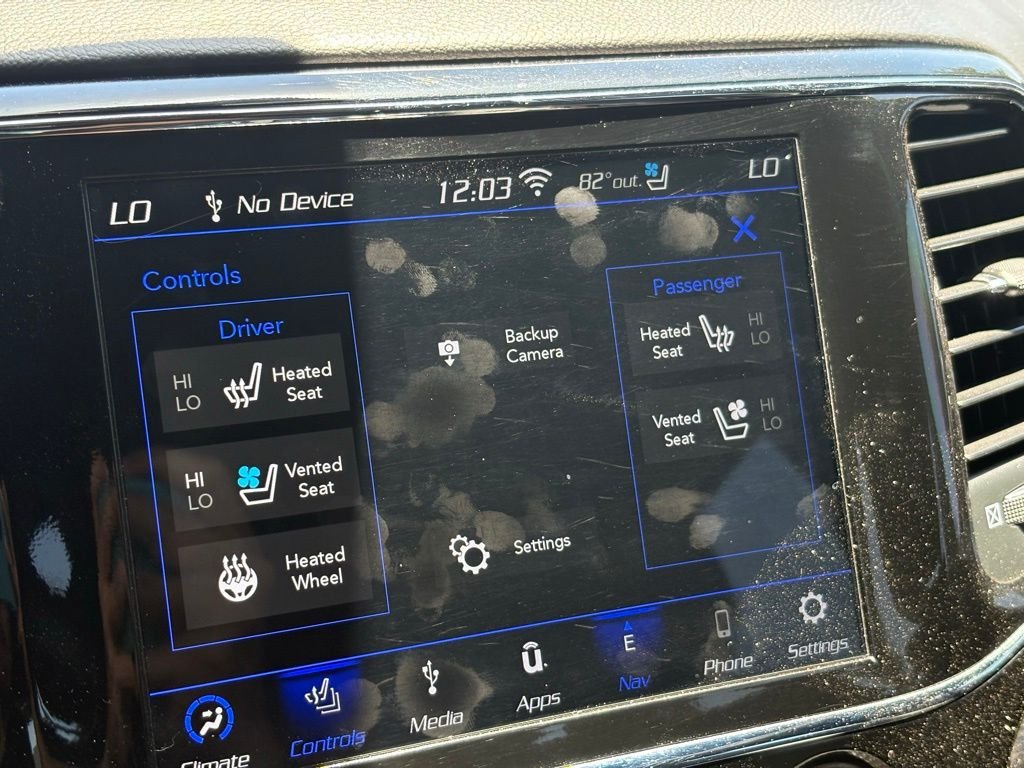 Used 2019 White Jeep Overland image 17