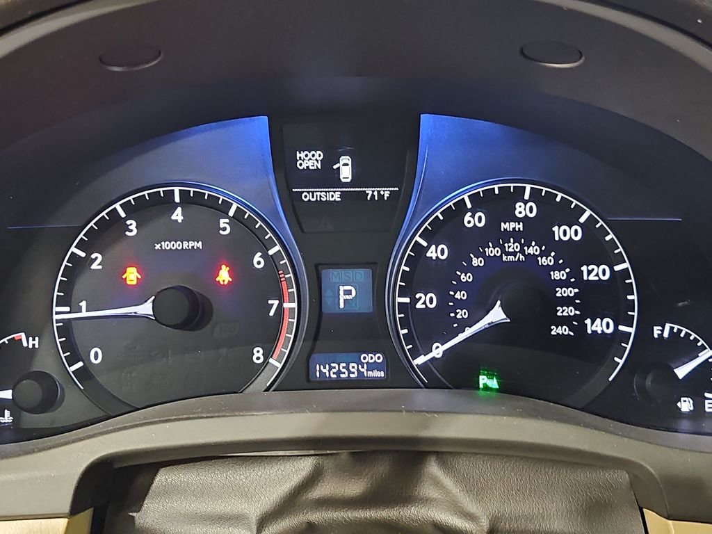 Used 2013 White Lexus 350 image 22