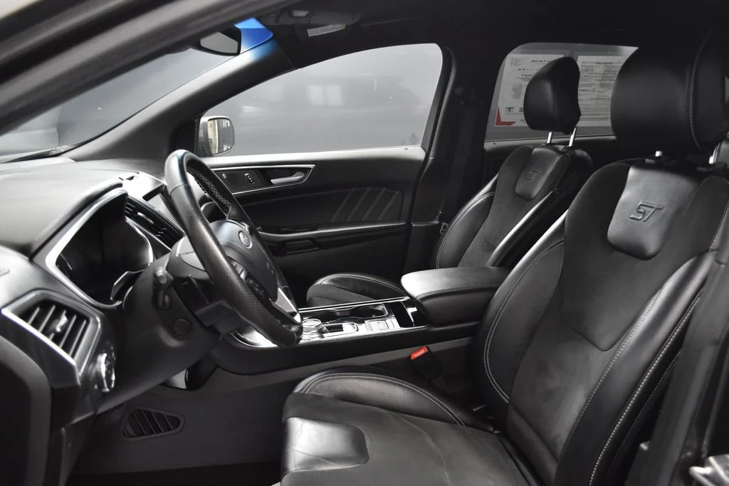 Used 2019 Gray Ford ST image 18