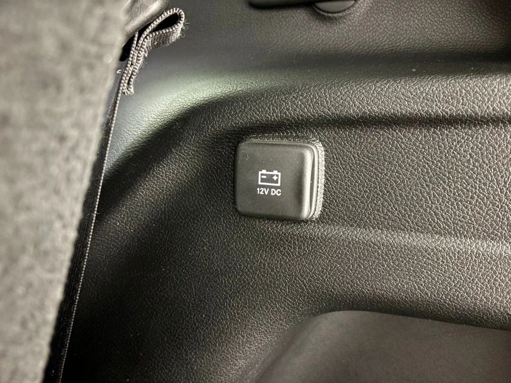 Used 2021 White Jeep Limited image 46