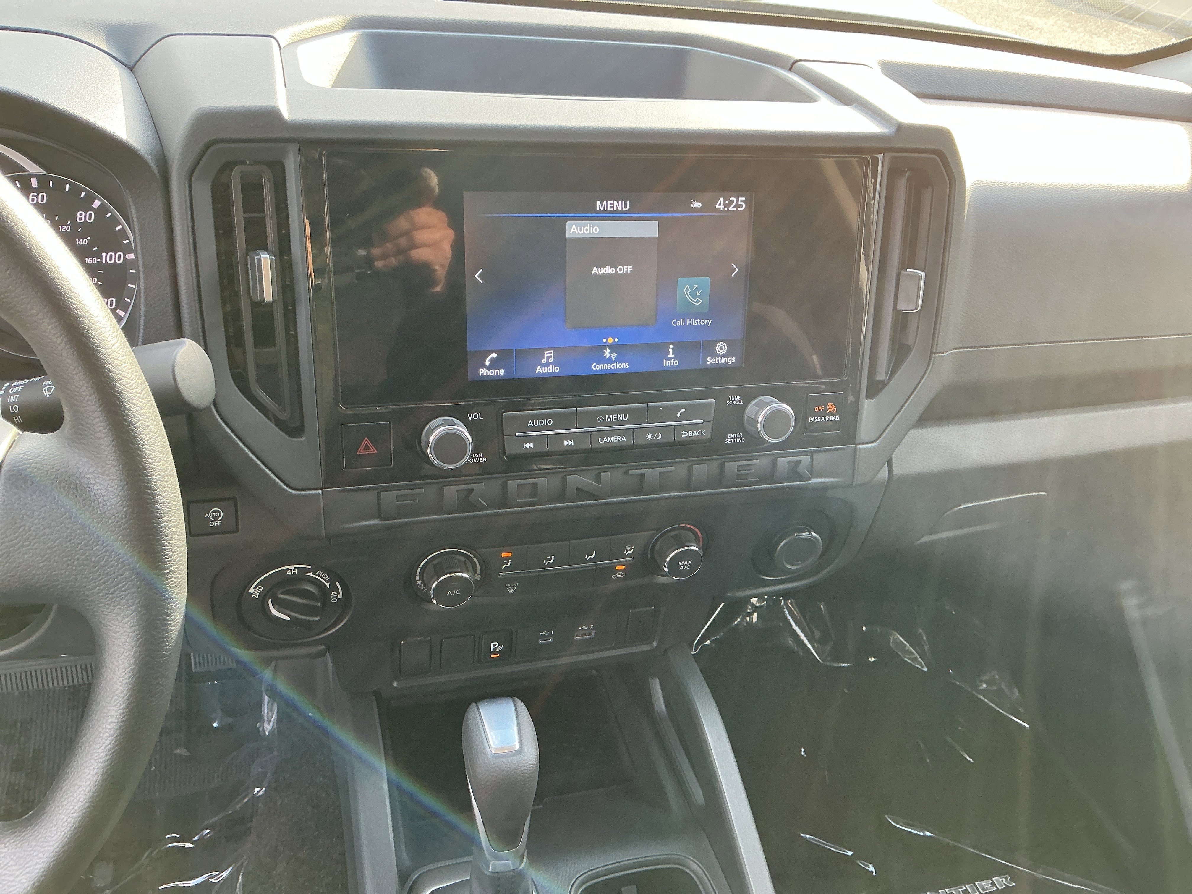 New 2026 Glacier White Nissan Crew Cab S image 13