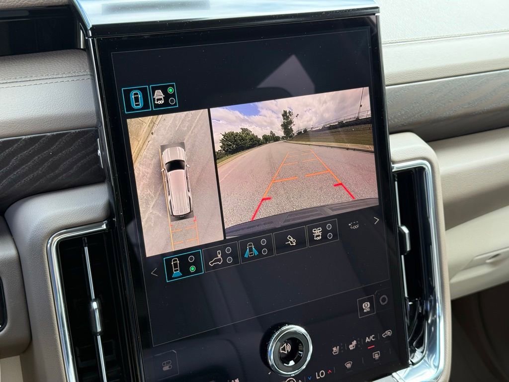 2026 GMC Yukon XL Denali - Photo 31