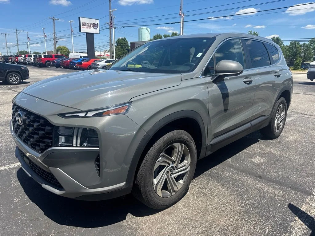 Certified Used 2021 Gray Hyundai SE image 7