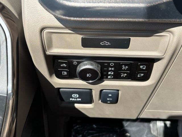 New 2026 Carbonized Gray Metallic Ford Platinum® image 29