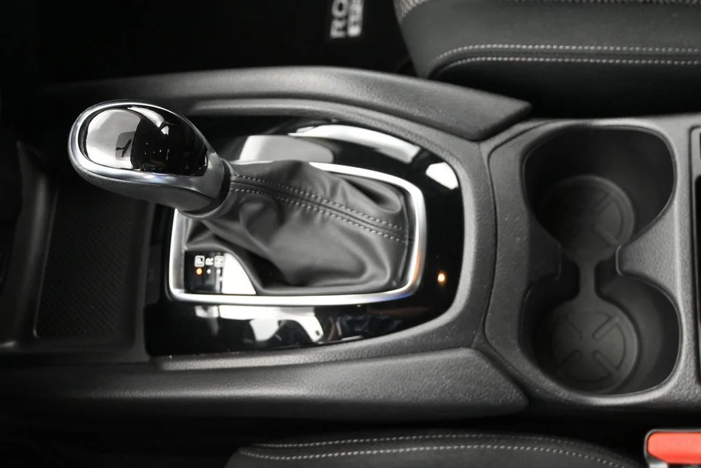 Used 2017 Gray Nissan SV image 19