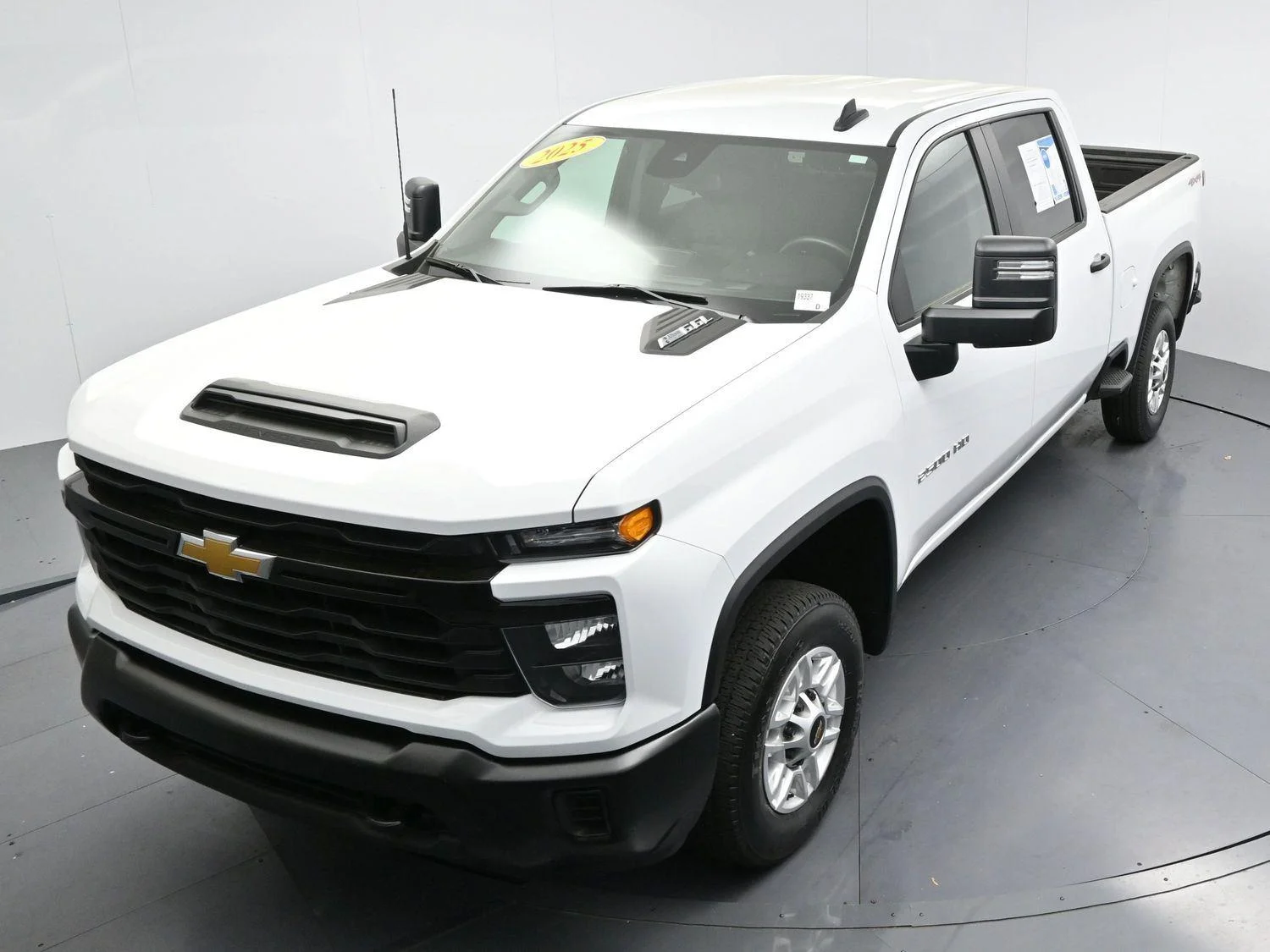 Used 2025 Summit White Chevrolet WT image 58