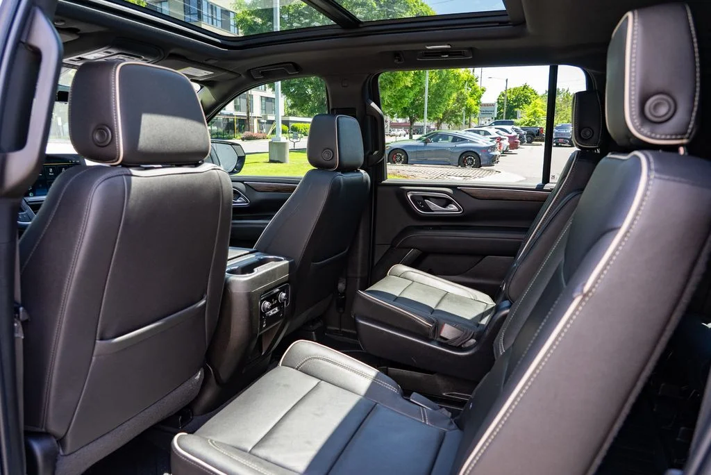 Used 2022 Beige Chevrolet Premier image 26