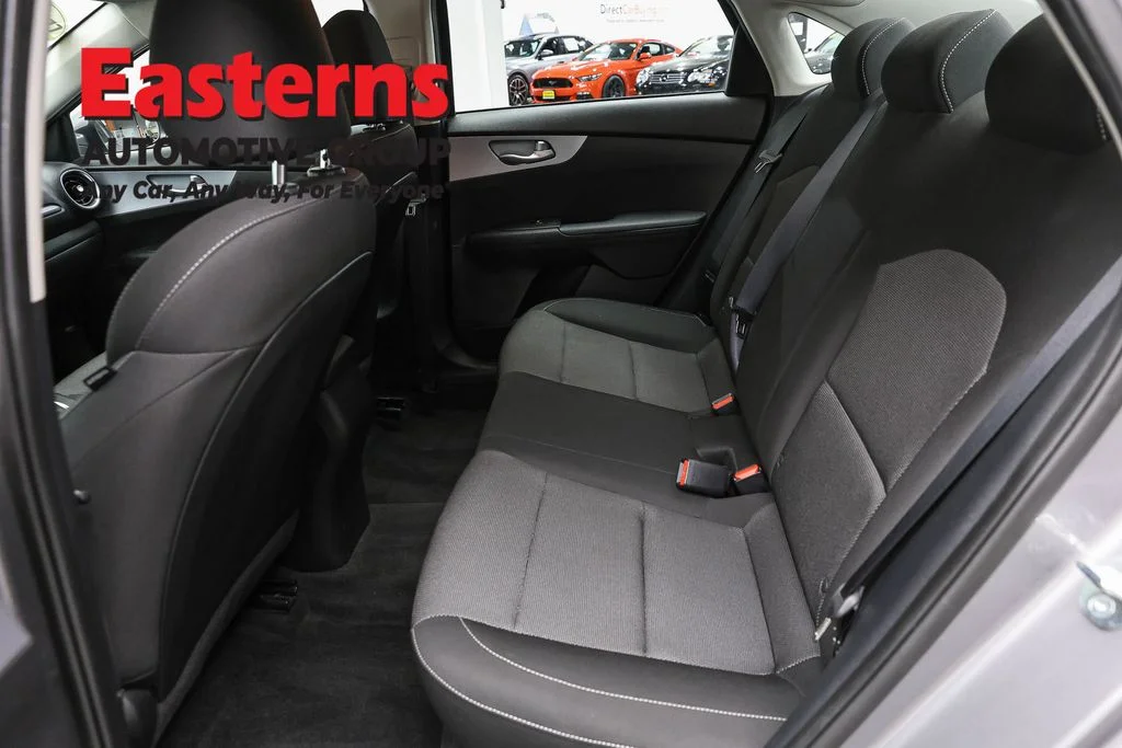 Used 2023 Gray Kia LXS image 21